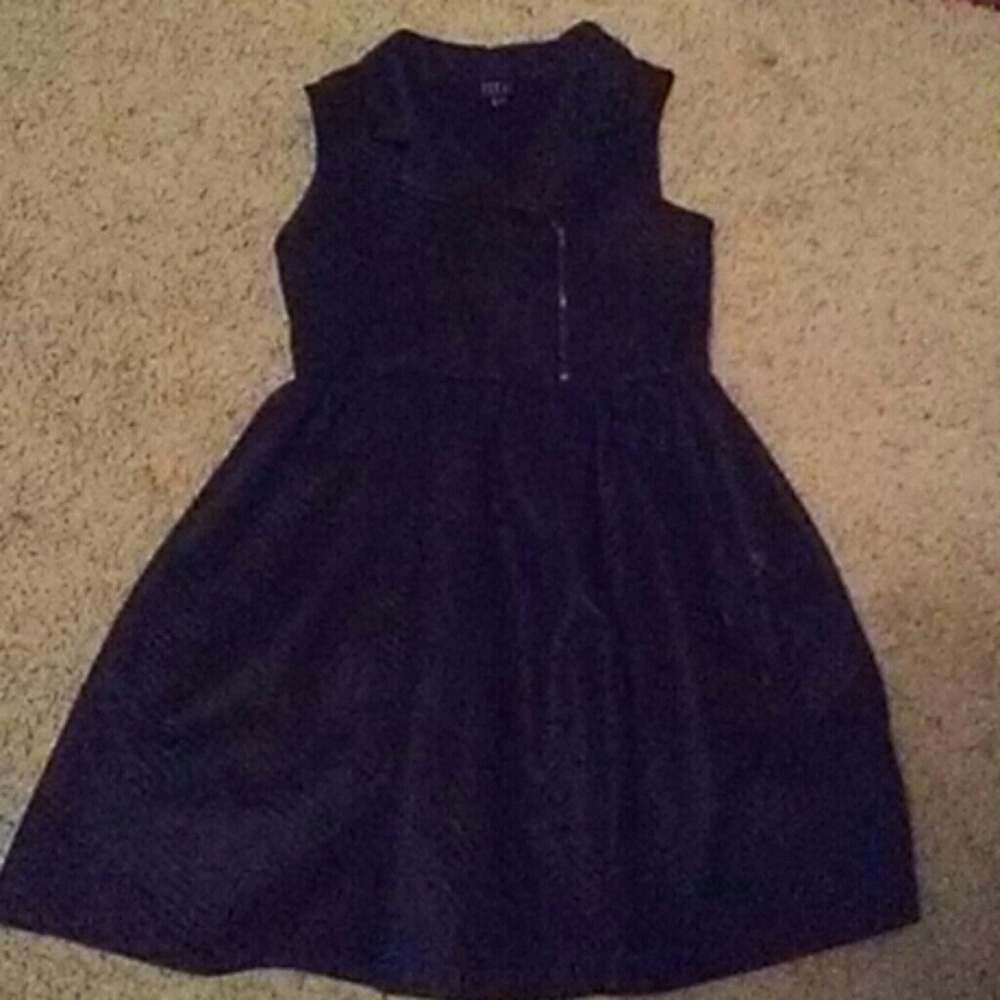 Sleeveless faux leather dress
